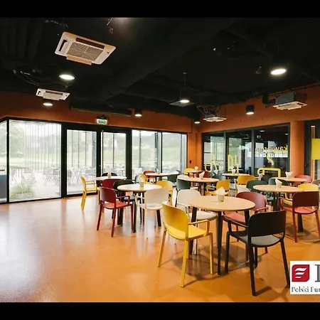 17 Aparthotel 3*