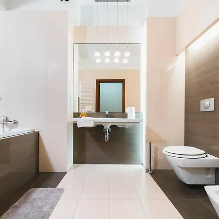 Apartament W Centrum Krakowa Na Ulicy Dlugiej Apartment *