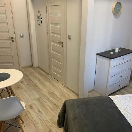 Discover Cracow Aparthostel קרקוב