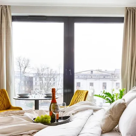 Fragola Rajska 3 - Modern Studios, Park 3* Krakow