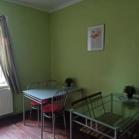 Hostel Retro *