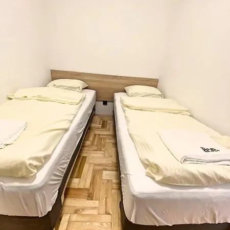 Bob Apartment *