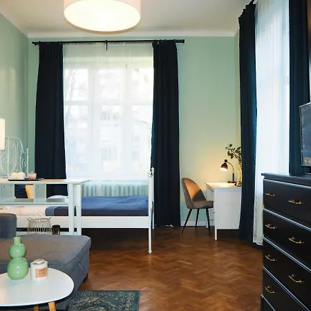 Wawelove Kossak Apt 1 Min To Royal Wawel Castle! Free Parking Apartment Krakow