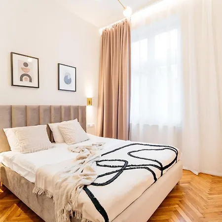 Crystal House - Loftaffair Collection Apartament *