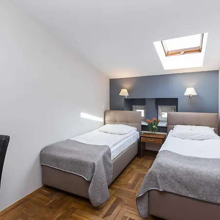 Floryan Old Town Hotel