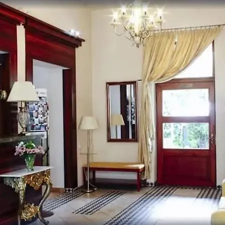 Lejlighedshotel Miodosytnia 3*