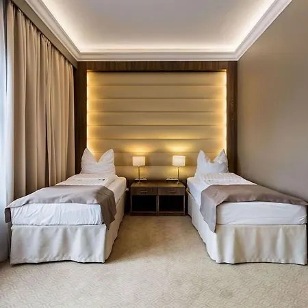 Elektor Premium 3* Krakow