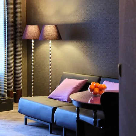 La Gioia Chic Angel Aparthotel 4*