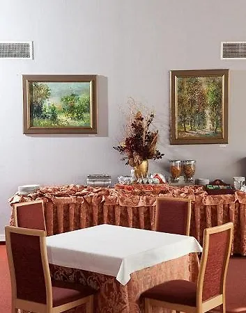Polin*** Hotel