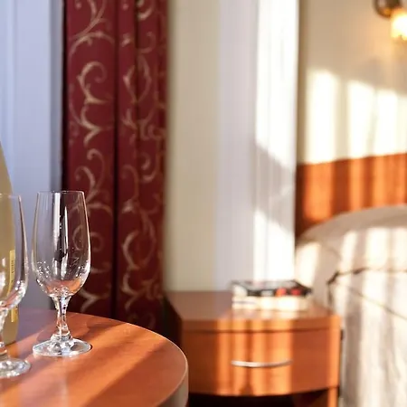 Kazimierz Ii Hotel 3*