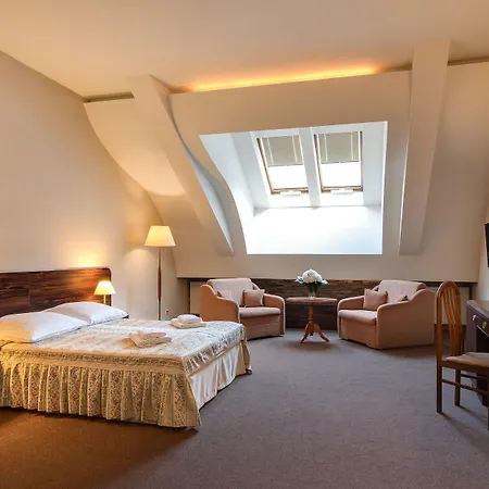Wit Stwosz Hotel 3*