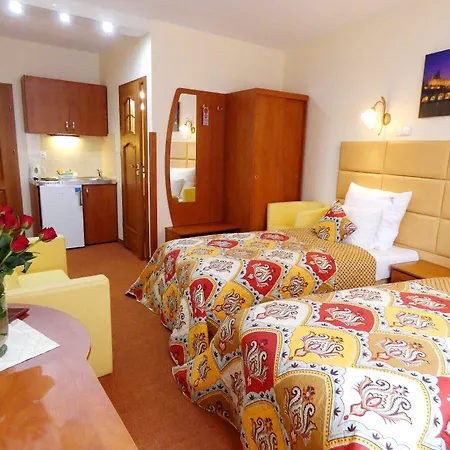 Adler 3* Krakow