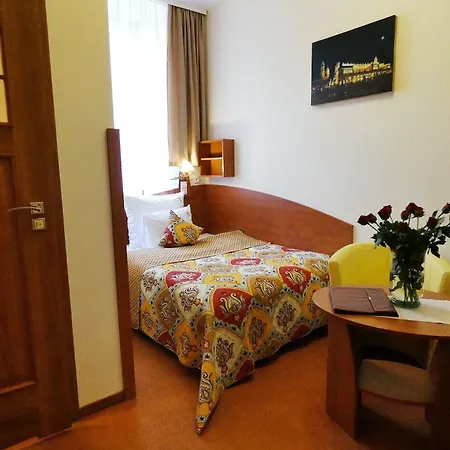 Adler 3* Krakow