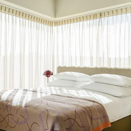 Puro Stare Hotel