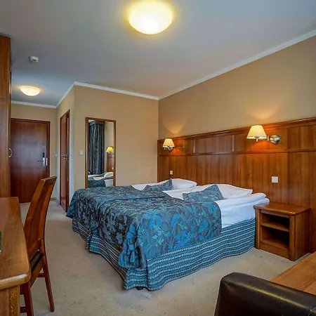 Farmona Business & Hotel 3*