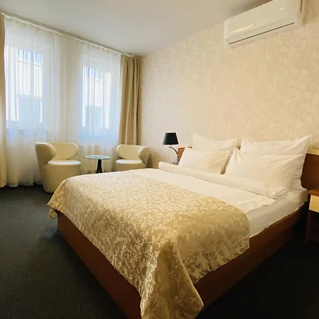 Hotel Atrium 3*