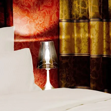 Columbus Hotel 3*