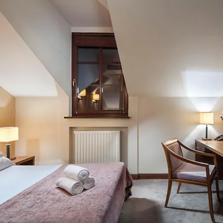 Unicus Old Town - Destigo Krakow