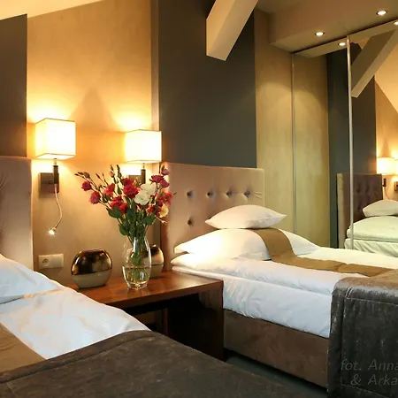 Otel Unicus Old Town - Destigo Krakow