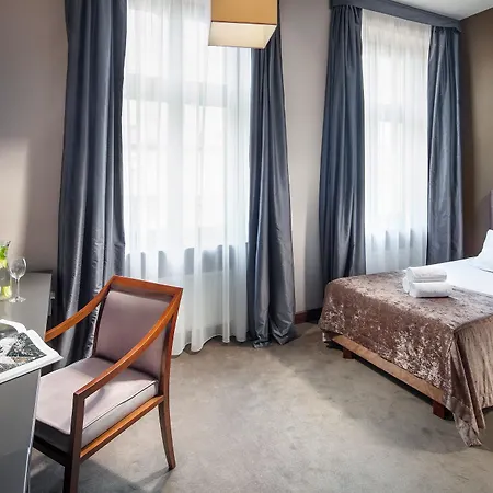 Hotel Unicus Old Town - Destigo