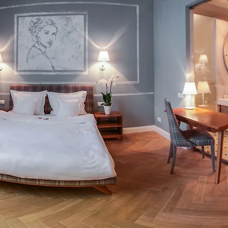 Aparthotel Bracka 6 4*