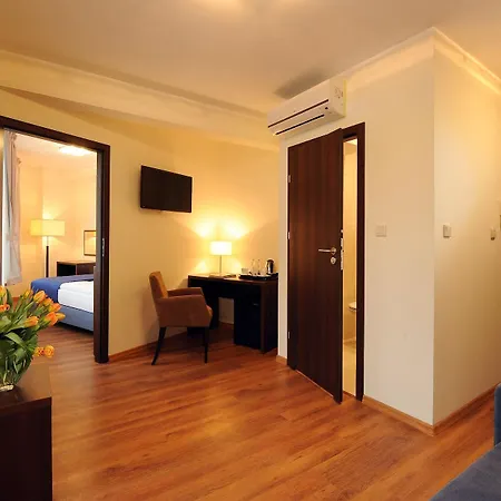 Armon Aparthotel