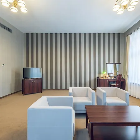 Hotel Royal 3*