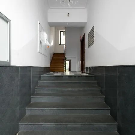Uroczy Obok Opery I Dworca Glownego Z Netflix Apartment Krakow