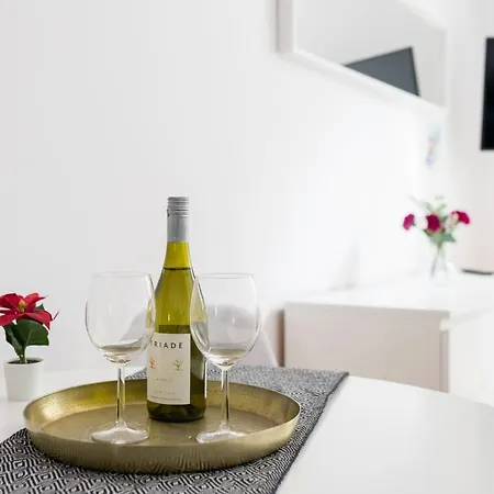 Apartament Uroczy Obok Opery I Dworca Głównego