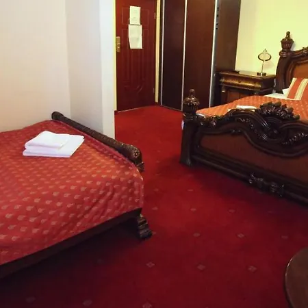 Hotel Daisy Superior 3*