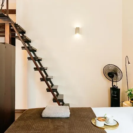 Honey - Loftaffair Apartment