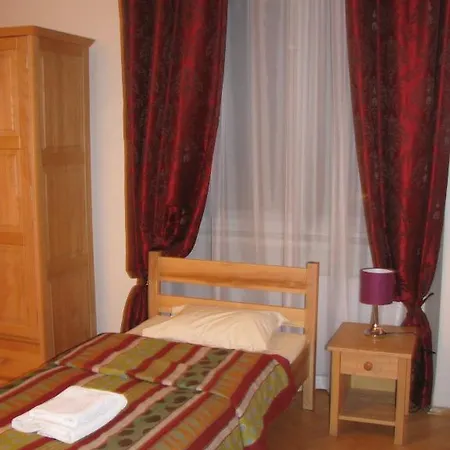 Aparthotel Domino 2*