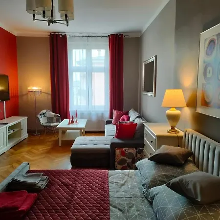 Wolnica View 2 Apartment *