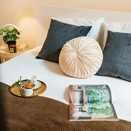 Apartment Honey - Loftaffair
