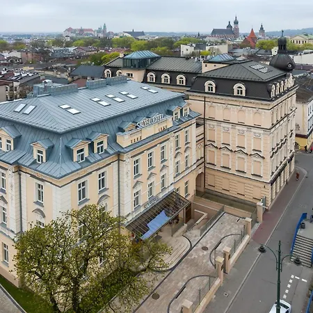 Hotel Sky 4*