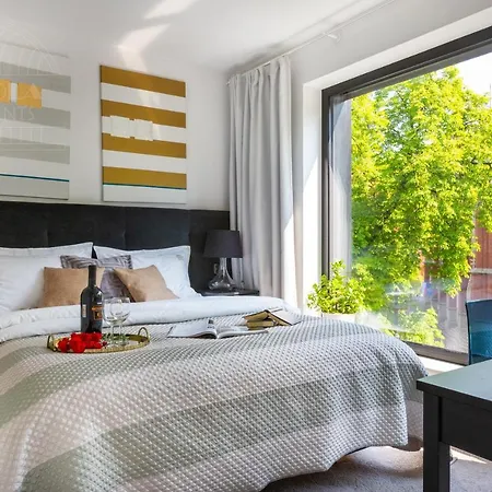 Modern View Of Planty Park Appartamento Cracovia