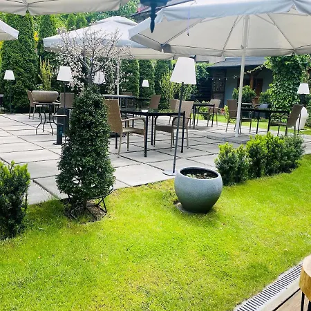 Aparthotel Art & Garden 3*