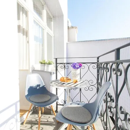 Apartment Krupnicza Modern Old Town - By Upstairs Krakow