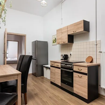 Kollataja - 2 Bedroom Old Town - By Upstairs *