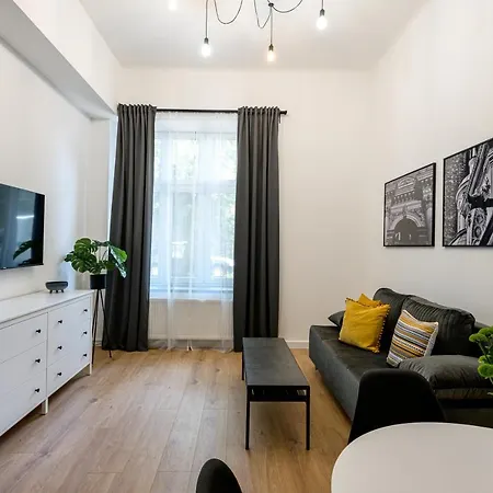 Native Paulinska 20 Deluxe Apartment
