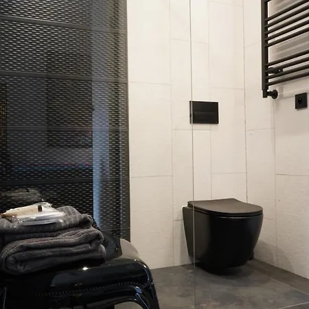 Apartament Z Jacuzzi W Sercu Miasta