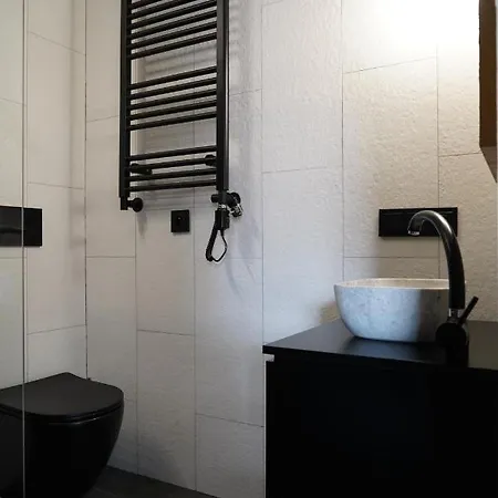 Apartament Z Jacuzzi W Sercu Miasta Apartment