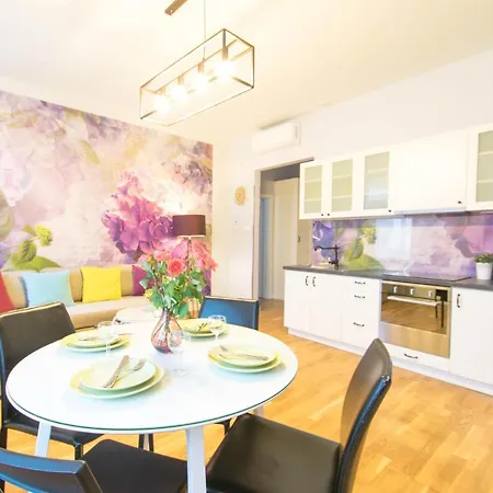 Krupnicza Modern Old Town - By Upstairs Apartment