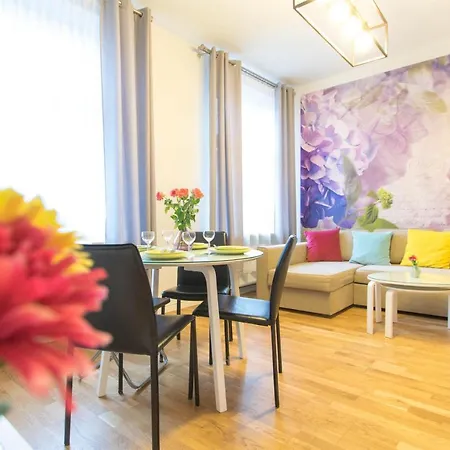 Krupnicza Modern Old Town - By Upstairs Apartment