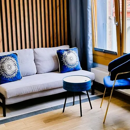 Kossak Apartment
