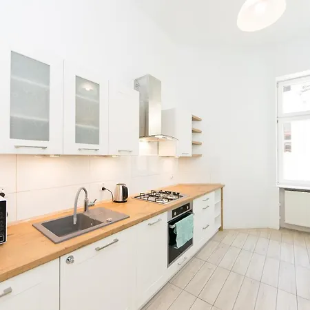 Mariacki Church 3-rooms P4you Pl Apartament