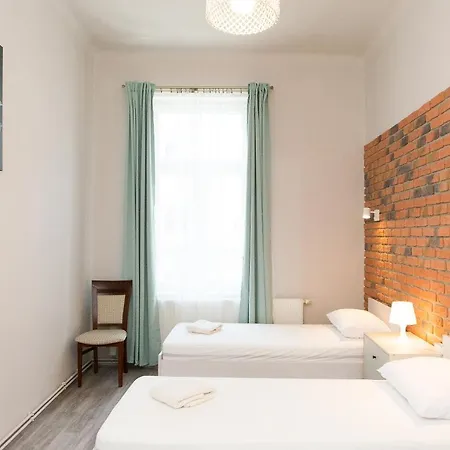 Mariacki Church 3-rooms P4you Pl