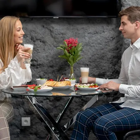 Ξενοδοχείο με διαμερίσματα Komorowski Luxury Guest Krasków