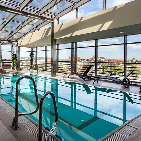 Hotel Qubus