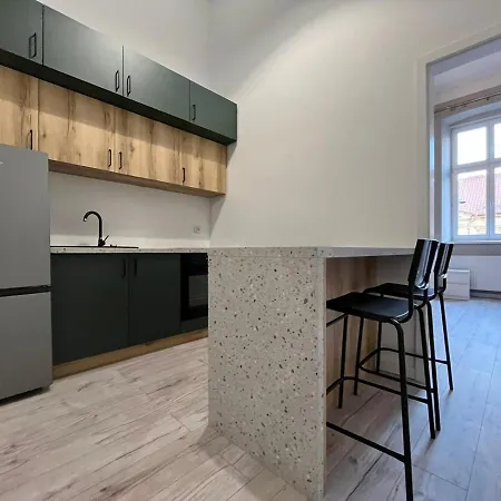 Apartment Limanowskiego 2 *
